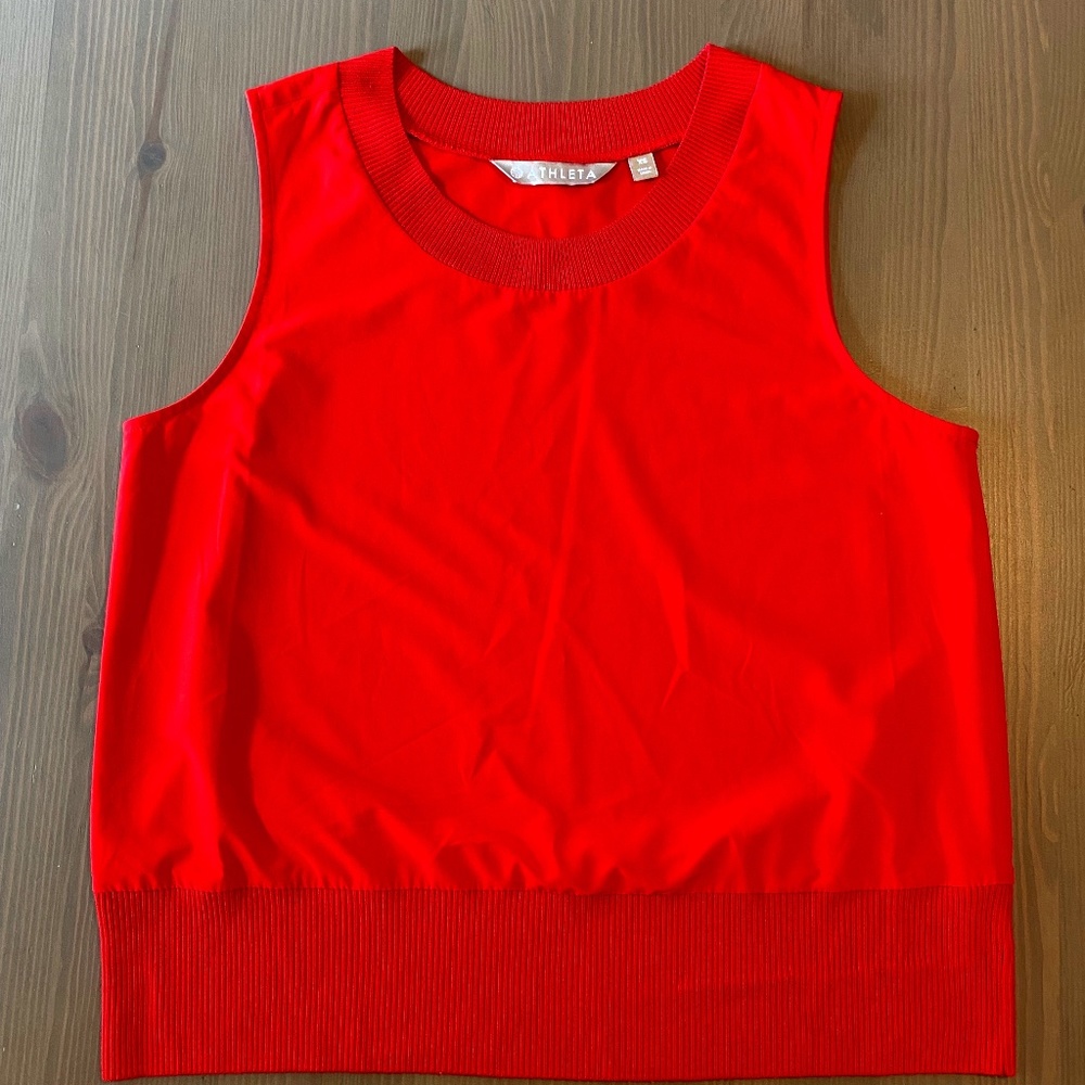 Athleta Zephyr Shell top red XS